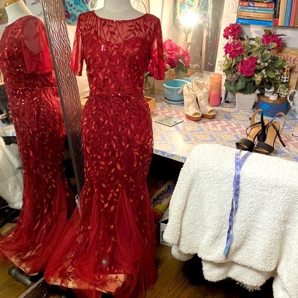 🌷EVER Pretty🌷Sheer Floral Sequin Mermaid Fishtail Style Dress - Picture 3 of 15